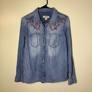 Vintage America Blues Embroidered Floral Lightweight Button Down Shirt
